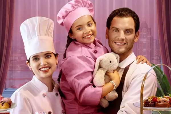 Kaitlin Sanders in recipe for faking a marriage