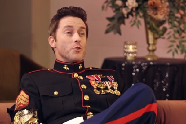 Money Robots and a Happy 4th of July reelshort