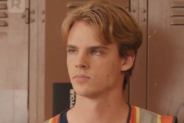 The Guy They Tormented Is Their Long Lost Son Dailymotion Full Movie