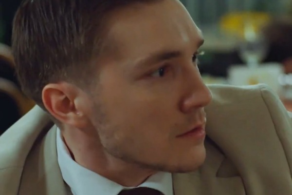 The Woman Starts The War Movie Cast