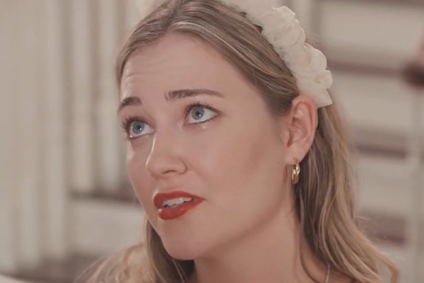 There's No Home for the Broken Hearted Actress