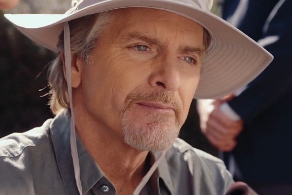 A Billionaire Actually Popped The Question To Her Dailymotion Cast