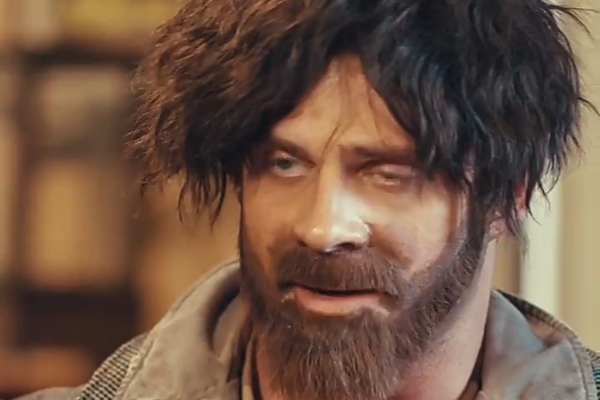 Cayman Cardiff in the rejected luna