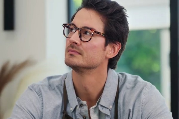 Daniel Johnson and Sabrina Donovan Cast