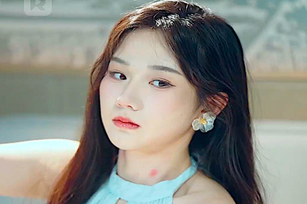 From Fake Heiress to Billionaire’s Wife Female Lead