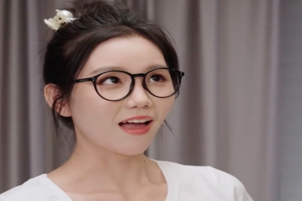 From Fake Heiress to Billionaire’s Wife Female Character