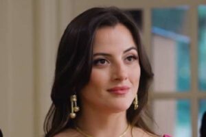 Super Godfather My Ex Begs Me On Her Knees Cast - Characters & Stories