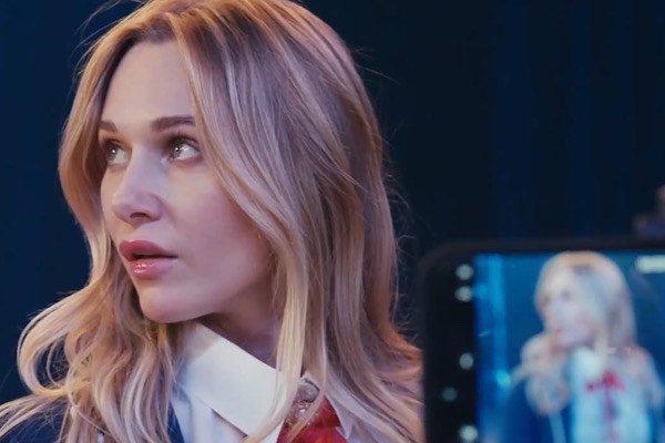 Camilla Selivis in The Genius Returns