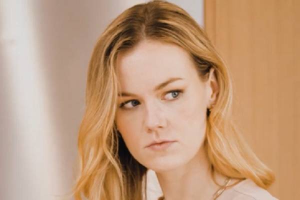 I Flash Married My Best Friend Cast Aislinn Chloe