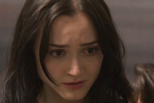 Isla Moore and Christian Graves Cast