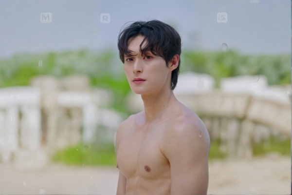 Love in My Hands Cast Name