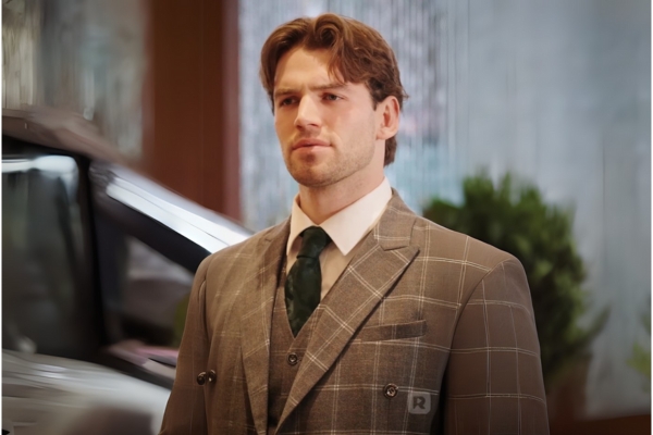 Love on the Line Actor