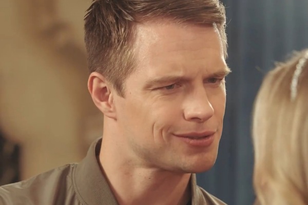 Moving on From My Bodyguard Dailymotion Plot