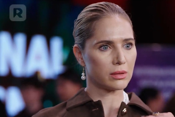 The Hacker Heiress Strikes Back Plot