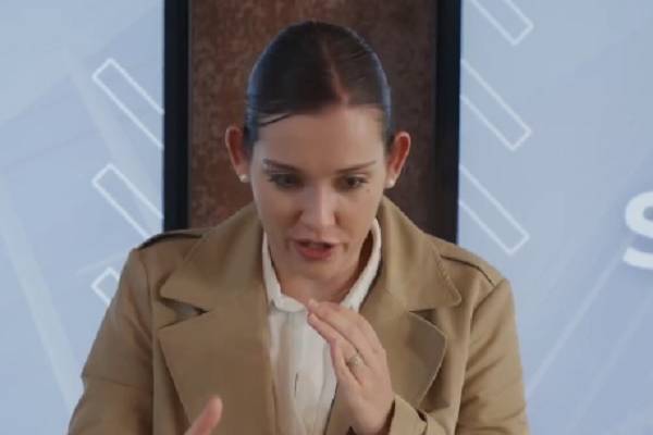 When Love Walked Away Vertical Drama