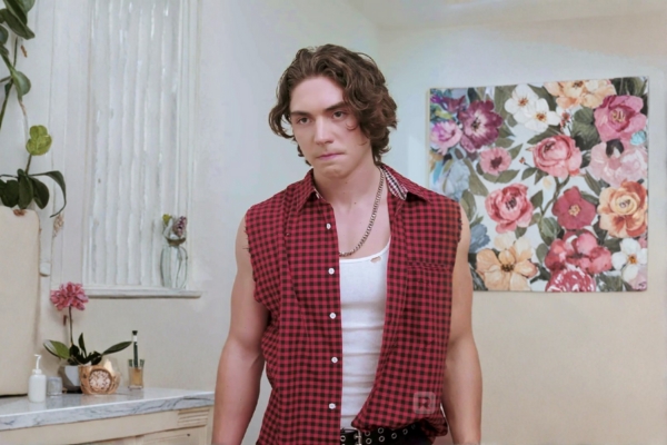 Evan Adams Reelshort