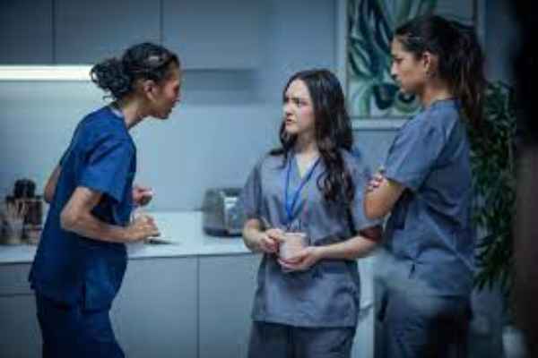 She Gave Up Everything Now He Must Do The Same Reelshort