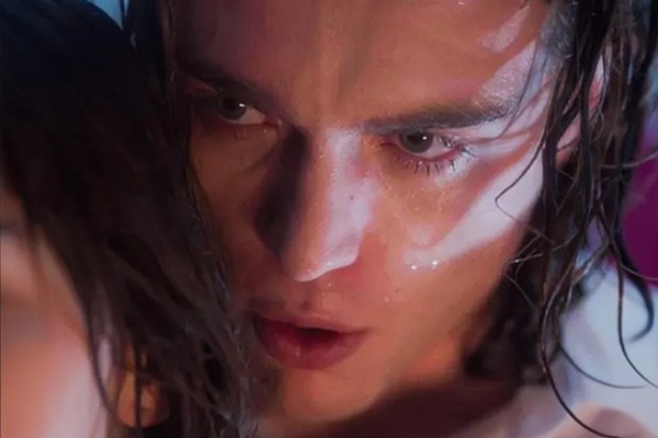 Sisters and Brothers Reels Emotional