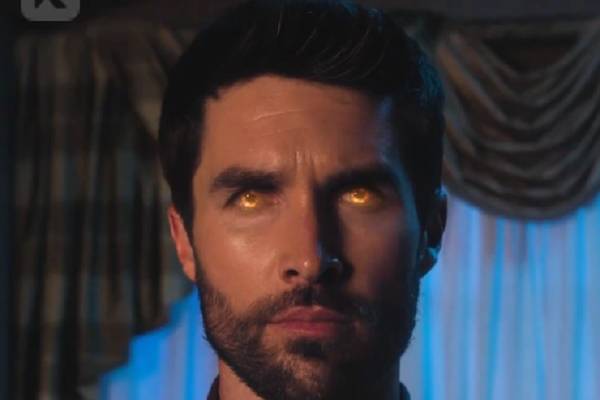 My Ex Begs Me On Her Knees