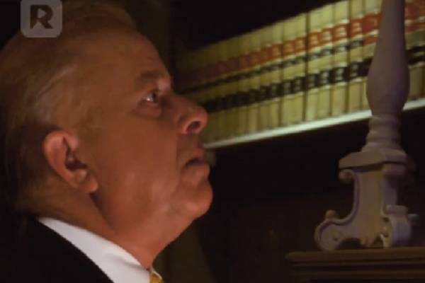 Super Godfather My Ex Begs Me