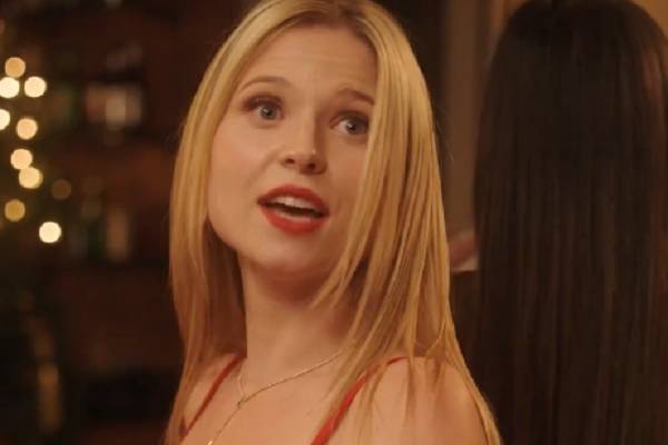 Victoria And Simon Jones reelshort