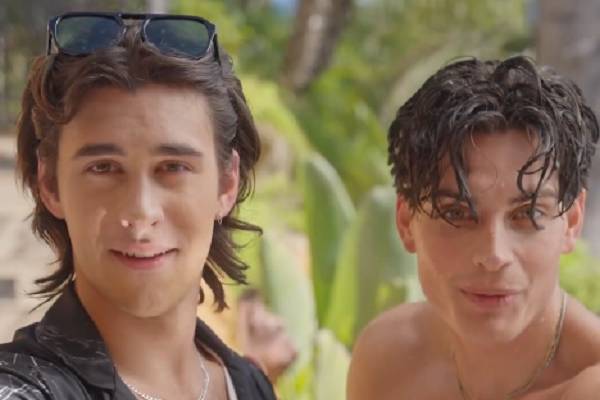 Who Plays Rowan In Taming My Bullies?