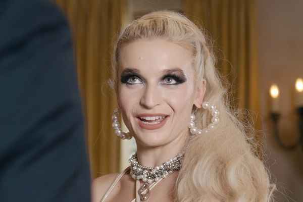 watch his love was a lie