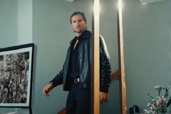 How to Break a DILF Richard Trotter