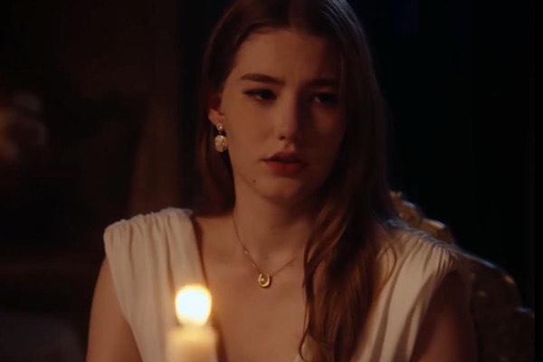 Benjamin Bennett and Iris Bennett Characters