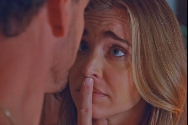 Maximus Harrison and Eva Smith in Rented a Billionaire Husband for Christmas