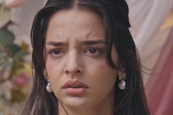 Mia Collins and Carson Moretti in Once Upon A Breakup