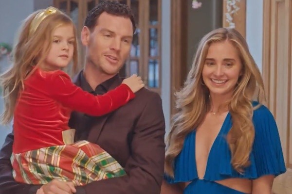 Rented a Billionaire Husband for Christmas YouTube Full Movie