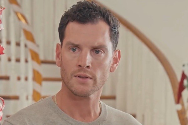 Rented a Billionaire Husband for Christmas YouTube