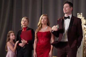 Step Aside, I'm the King of Capital IMDb Movie Guide—Unfolding the