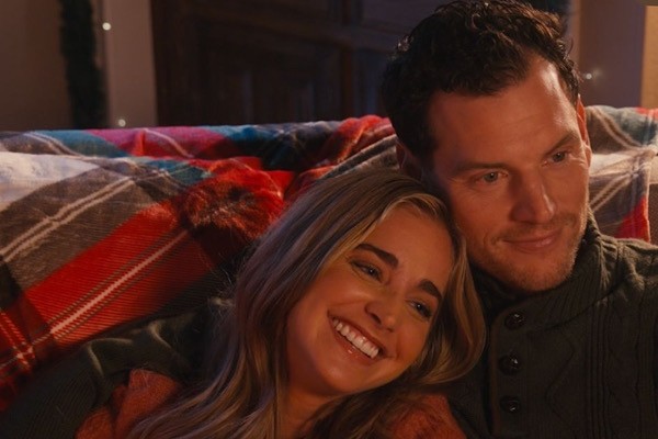 Rented a Billionaire Husband for Christmas Full Movie