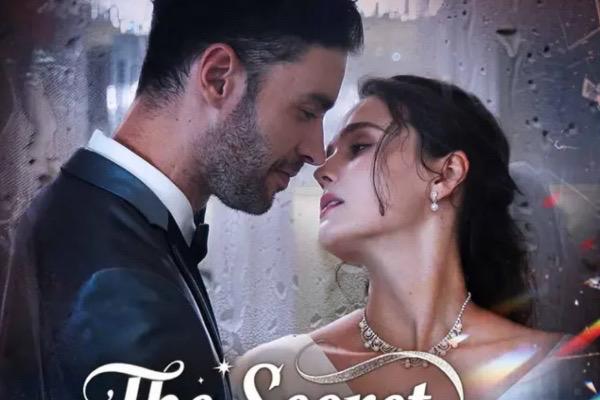 Anina Net as Asher’s mom