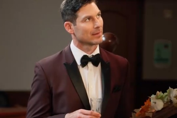 icy ceo's here with a kid asking me to marry her movie