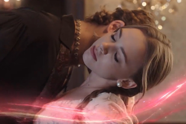 Scarlett Russel and Sean Bathory in The Vampire Prince's Bride