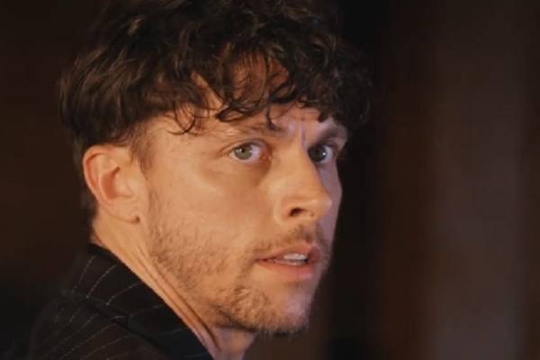 Confessions Of A Vegas Showgirl Cast Logan Jackson