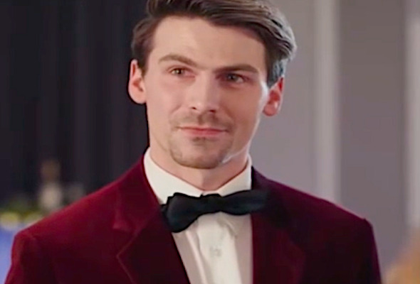 From International Arms Dealer to Full Time Dad Cast