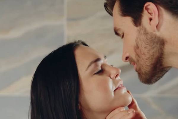 Lila Cobb And Alexander Vaughn Chemistry