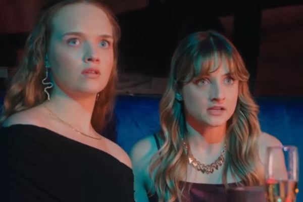 married a fated billionaire waiter dramovie