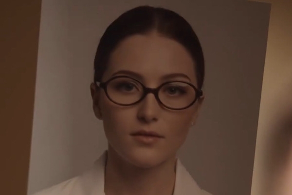 The Billionaire's Fake Wife Plot