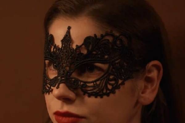 Caroline Hart And Julien Rousseau Chemistry