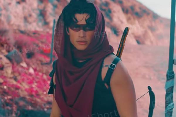 She Hates Him In Class, Loves Him In Game Full Movie Reviews