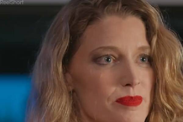 ReelShort The One That Got Away Cast Anna Sarah Brooks