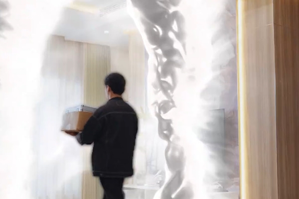 Between Two Worlds A Bride for a Bun