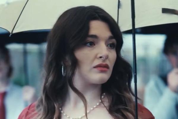 Dominique Rose reunites with the billionaires