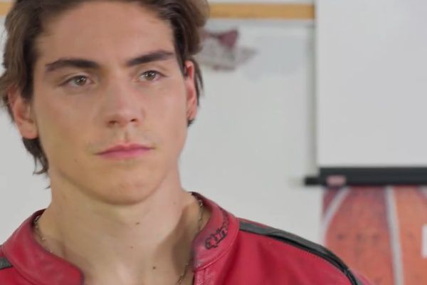 Kissed by Claw and Fang full movie