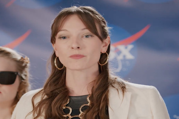 Lindy Jones ReelShort